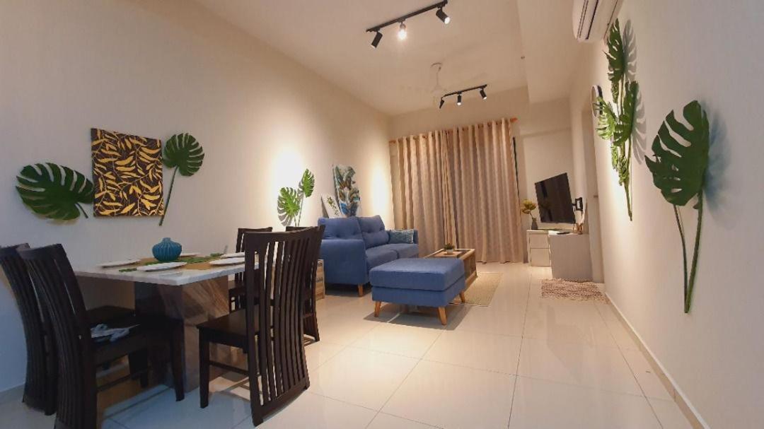 Town/sea View/10 Min To Jonker/4-6pax Malacca
